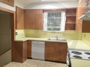 1985 S Corona St in Denver, CO - Building Photo - Building Photo