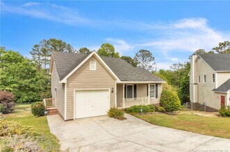 4725 Grandison Ct in Hope Mills, NC - Building Photo - Building Photo