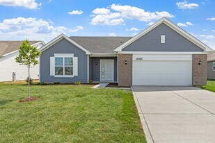 11067 Thomas St in Winfield, IN - Building Photo