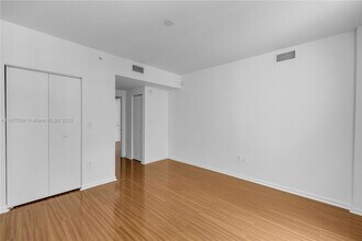 18800 NE 29th Ave in Aventura, FL - Building Photo - Building Photo