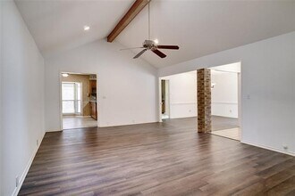 2813 Woodpath Ln in Bedford, TX - Building Photo - Building Photo