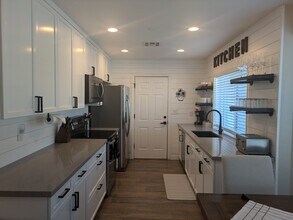 8879 E Friess Dr, Unit ADU in Scottsdale, AZ - Building Photo - Building Photo