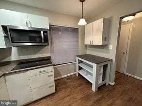 1205 Springwood Ct in Arnold, MD - Building Photo - Building Photo