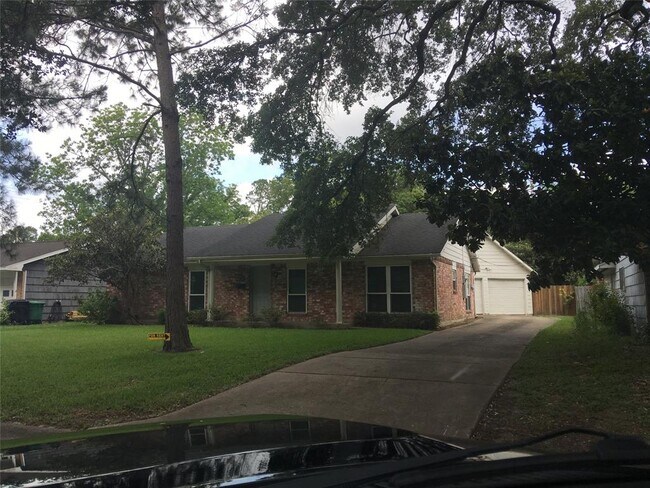 1907 Sedgie Dr in Houston, TX - Building Photo - Building Photo