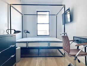 Furnished room/NOT APARTMENT in Brooklyn, NY - Building Photo - Building Photo