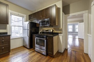 68 Richdale Ave, Unit 1 in Cambridge, MA - Building Photo - Building Photo