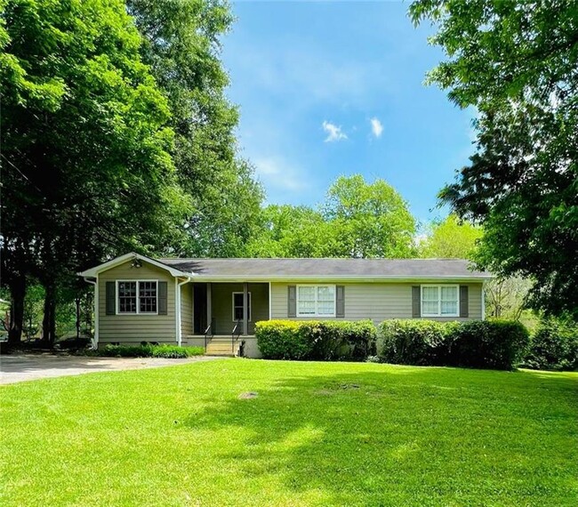 property at 727 Scott Cir