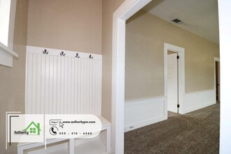 1504 Magnolia Ave in Redding, CA - Building Photo - Building Photo