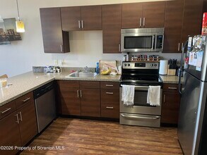 322-322 Penn Ave in Scranton, PA - Foto de edificio - Building Photo