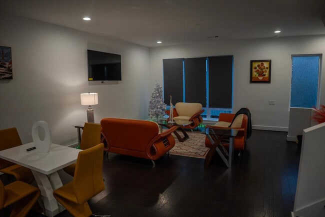 property at 1680 Memorial Dr SE