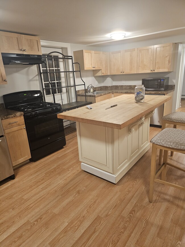 69 Prescott St, Unit 69