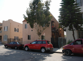 1019 N Serrano Ave Apartamentos