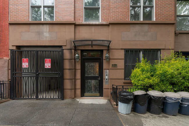 21 Douglass St in Brooklyn, NY - Foto de edificio - Building Photo