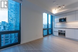 35 Parliament St in Toronto, ON - Building Photo - Building Photo