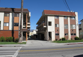 613 E Palmer Ave in Glendale, CA - Foto de edificio - Building Photo