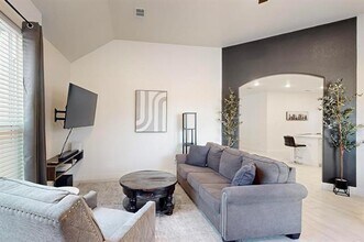 2832 Pennsylvania Ave in Dallas, TX - Building Photo - Building Photo