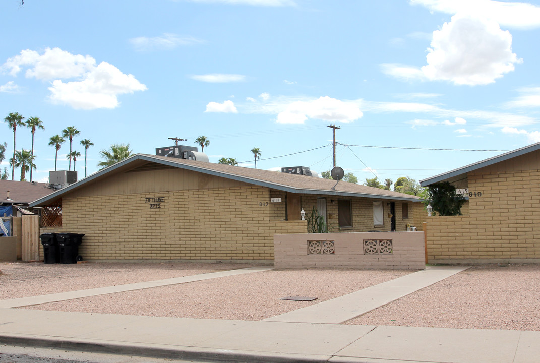 Fifth Ave. Apartments in Mesa, AZ - Building Photo