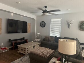 6136 Mantalcino Dr in Round Rock, TX - Building Photo - Building Photo
