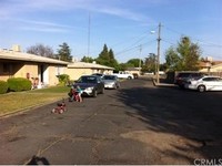 1135 Vine St in Atwater, CA - Foto de edificio - Building Photo