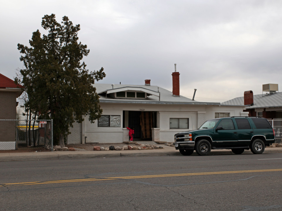 3622 Douglas Ave in El Paso, TX - Building Photo