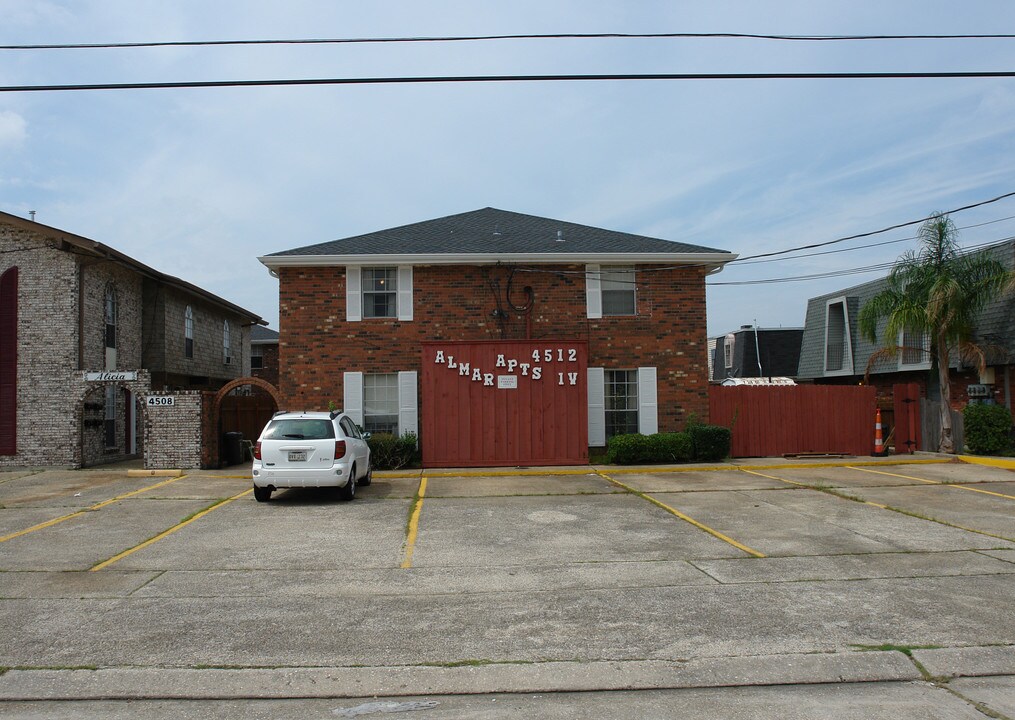 4512 Laplace St in Metairie, LA - Building Photo