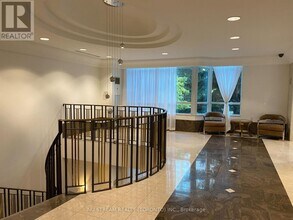 68 Corporate Dr in Toronto, ON - Building Photo - Building Photo