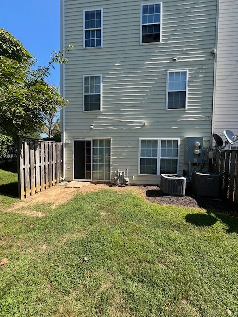 4801 Waltonshire Cir, Unit 12 in Olney, MD - Building Photo - Building Photo