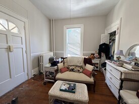 8A Forest St. Unit 1L, Unit 1L in Cambridge, MA - Building Photo