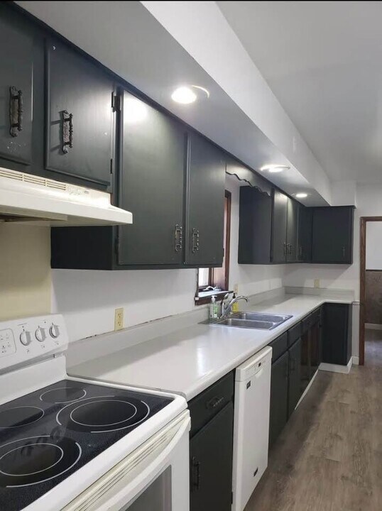 307 E Main St in Brandon, WI - Building Photo