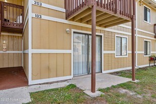 1870 Agora Cir SE in Palm Bay, FL - Building Photo