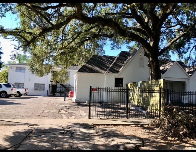 property at 2606 Barbee St