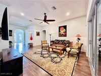 15830 Delaplata Ln in Naples, FL - Foto de edificio - Building Photo