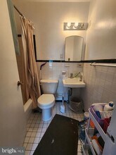 322 S 11th St in Philadelphia, PA - Building Photo - Building Photo
