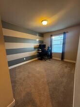 16018 E 47th Dr in Denver, CO - Building Photo - Building Photo