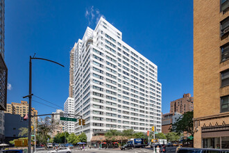 215 East 68th Street in New York, NY - Building Photo - Building Photo