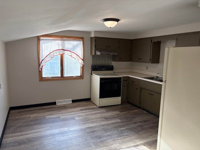 323 2nd Ave in Brookings, SD - Building Photo - Building Photo