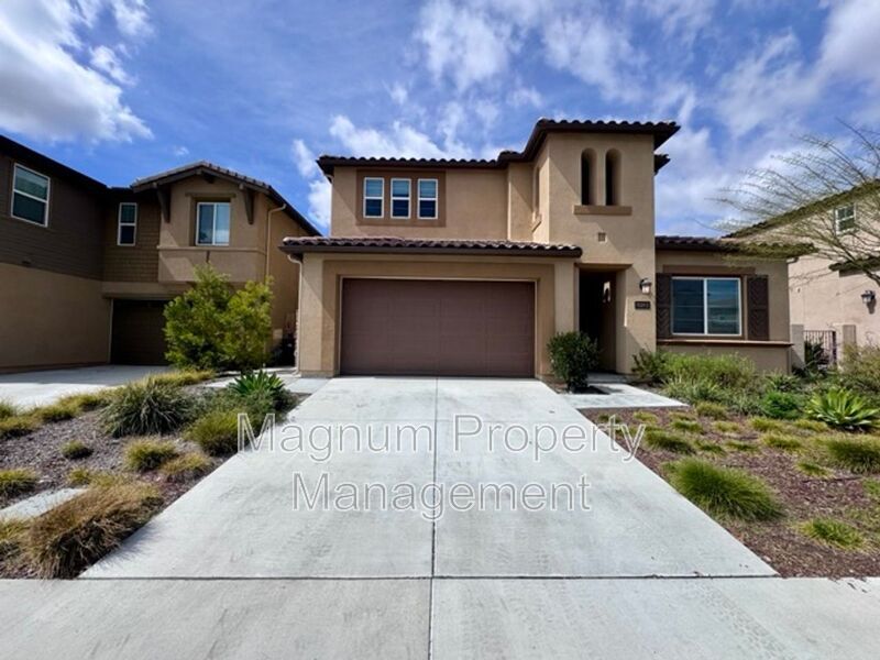 38243 Old Creek Ct in Murrieta, CA - Building Photo