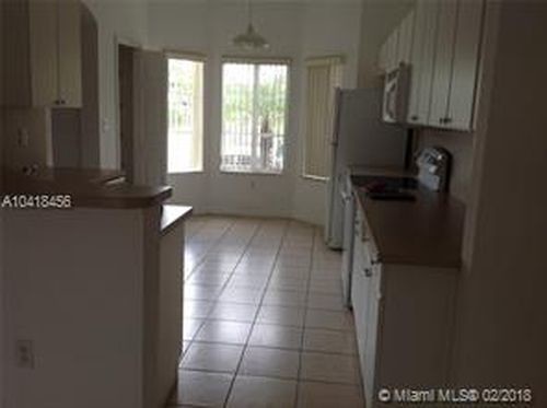 10753 NW 85th Ter-Unit -339 in Doral, FL - Building Photo