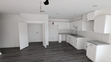 7904 Shotwell St in Houston, TX - Building Photo - Building Photo