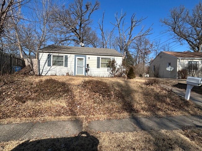 property at 3721 10th Ave Ct