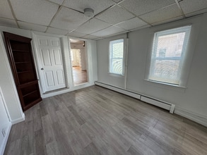 11 Elm St in Lowell, MA - Building Photo - Building Photo