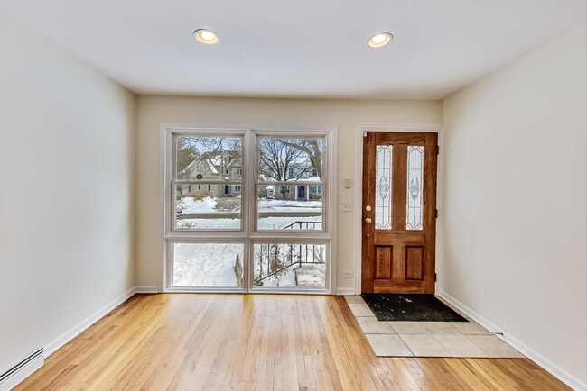 616 S Monroe St in Hinsdale, IL - Building Photo - Building Photo