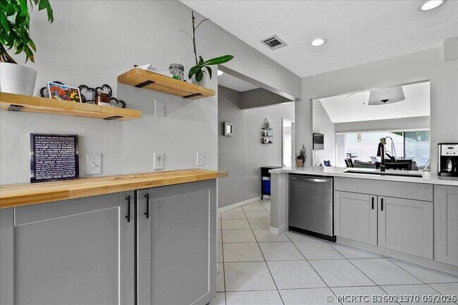 property at 12875 Spinnaker Ln