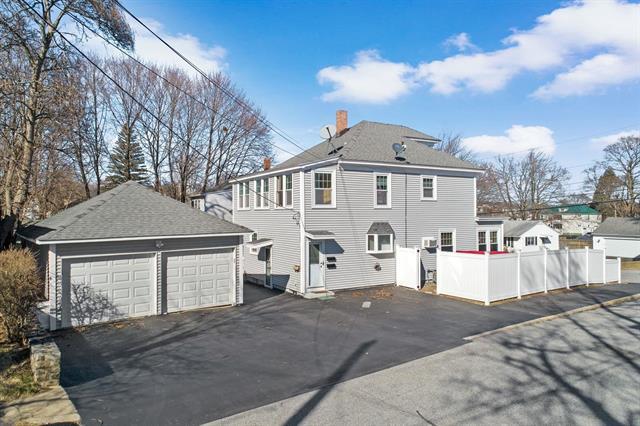 84 Kimball St, Unit 2 in Manchester, NH - Foto de edificio - Building Photo