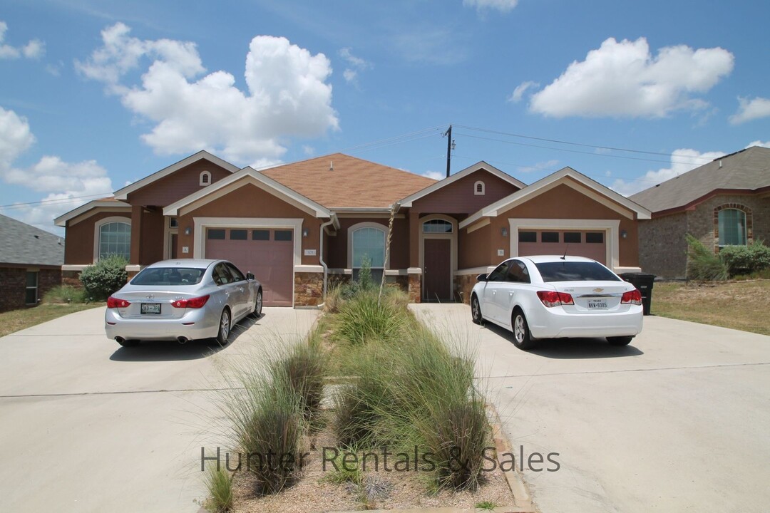 301 Study Hall Lp in Killeen, TX - Building Photo