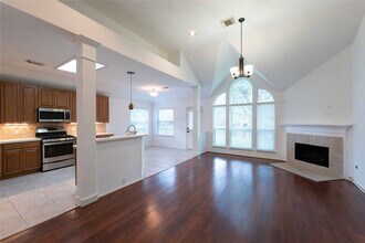 10307 Sablebrook Ln in Houston, TX - Building Photo - Building Photo