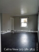 1830 24th St NE in Salem, OR - Building Photo - Building Photo