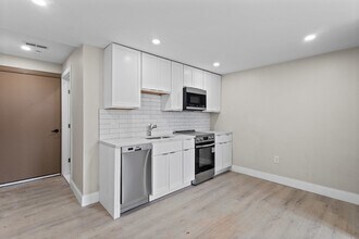 153 Green St in Worcester, MA - Building Photo - Building Photo