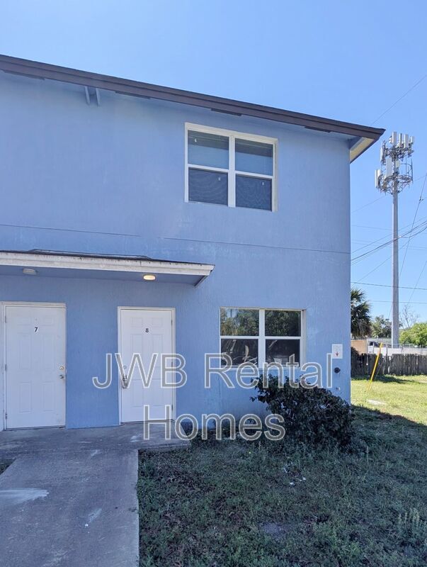 2851 Yellow Pine Ct in Jacksonville, FL - Building Photo - Building Photo