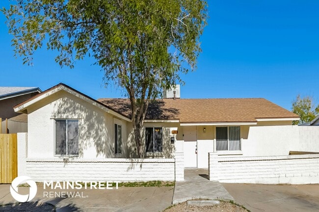 property at 5802 W Berkeley Rd